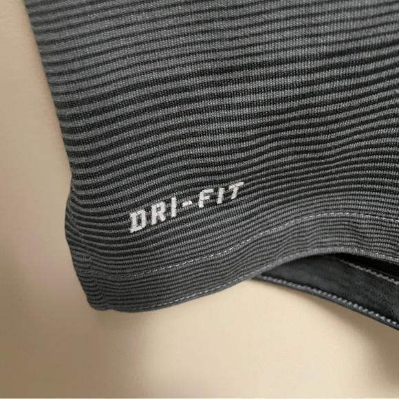 Nike Denver Broncos Grey Striped Polo Golf Shirt Men’s XL Nike Dry Fit - Picture 4 of 10